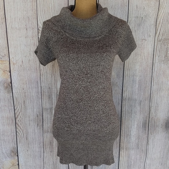 Byer California Dresses & Skirts - B Wear Cowl Neck Short Sleeve Sweater Dress Sz S
